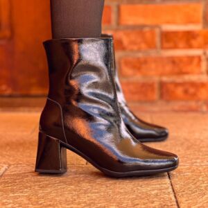 Bota Feminina Salto Bloco Bico Quadrado Verniz Molhado Preto