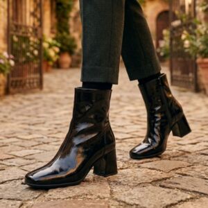 Bota Feminina Salto Bloco Bico Quadrado Verniz Molhado Preto