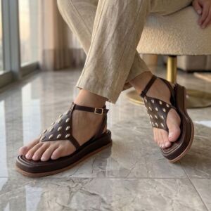 Papete Barcelona Cor Marrom