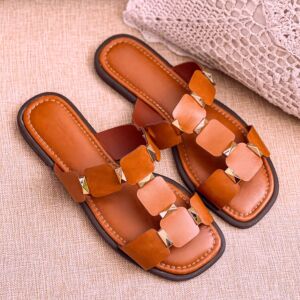 Rasteira Tiras Detalhes Quadradas Caramelo