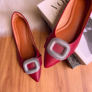 Sapatilha Fivela Quadrada Abaulada Cor Bordô