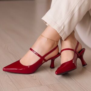 Scarpin Slingback Sofisticado Bordô