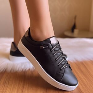 T&ecirc;nis Casual Feminino B&aacute;sico Livy Preto